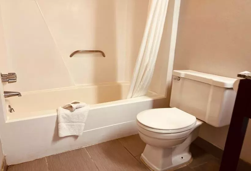 Отель Cambridge Inn