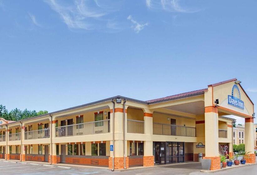 בית מלון כפרי Days Inn By Wyndham Acworth