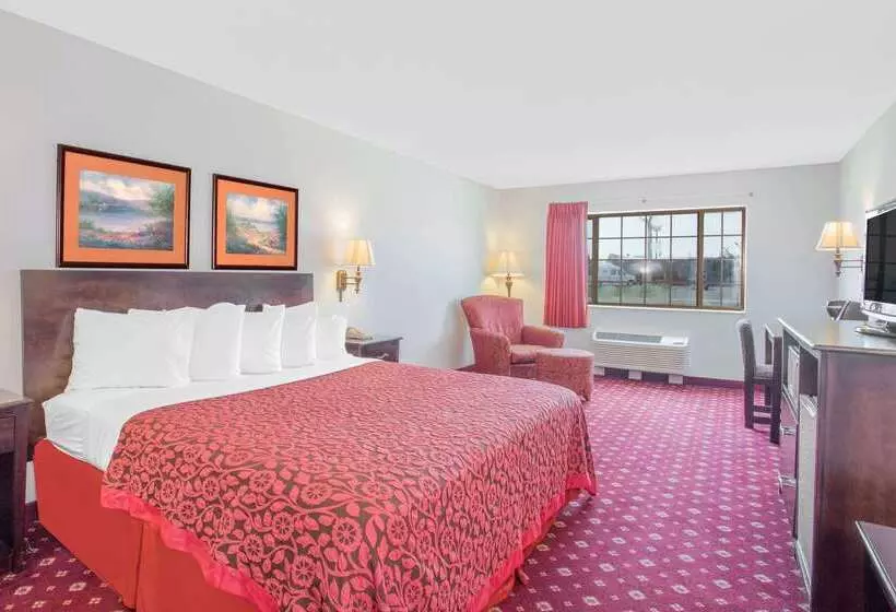 호텔 Days Inn By Wyndham Lake Village