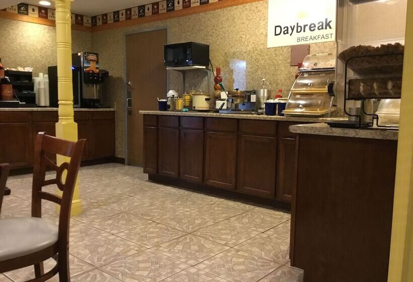 酒店 Days Inn By Wyndham Lake Village