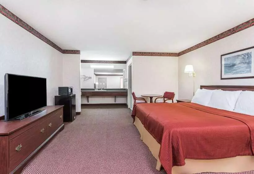 בית מלון כפרי Days Inn By Wyndham Royston