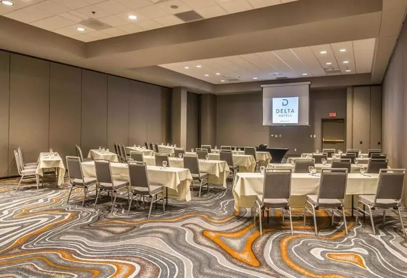 Delta Hotels By Marriott Fargo