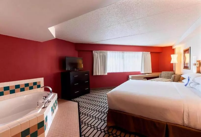 Delta Hotels By Marriott Fargo