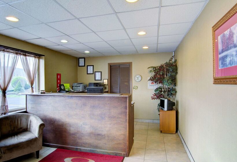 בית מלון כפרי Econo Lodge Wytheville I 77 & I 81