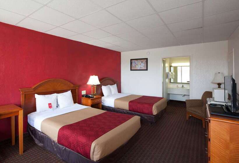 בית מלון כפרי Econo Lodge Wytheville I 77 & I 81