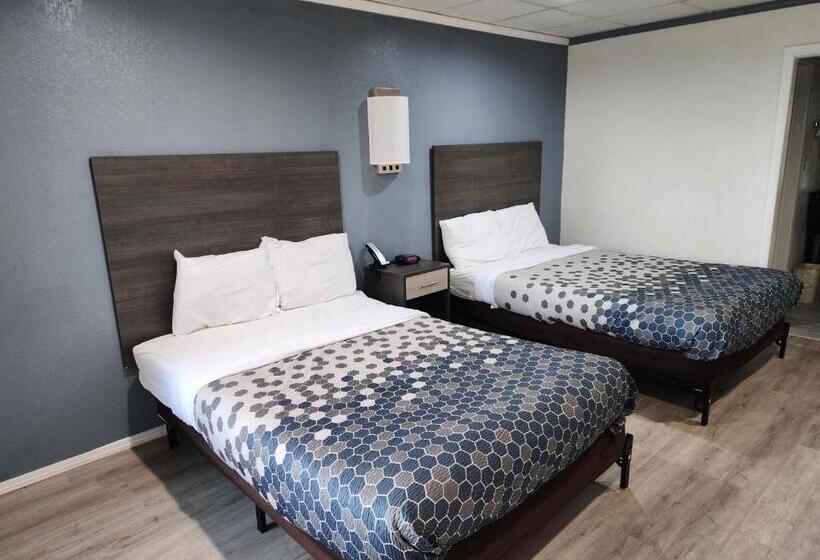 בית מלון כפרי Econo Lodge Wytheville I 77 & I 81