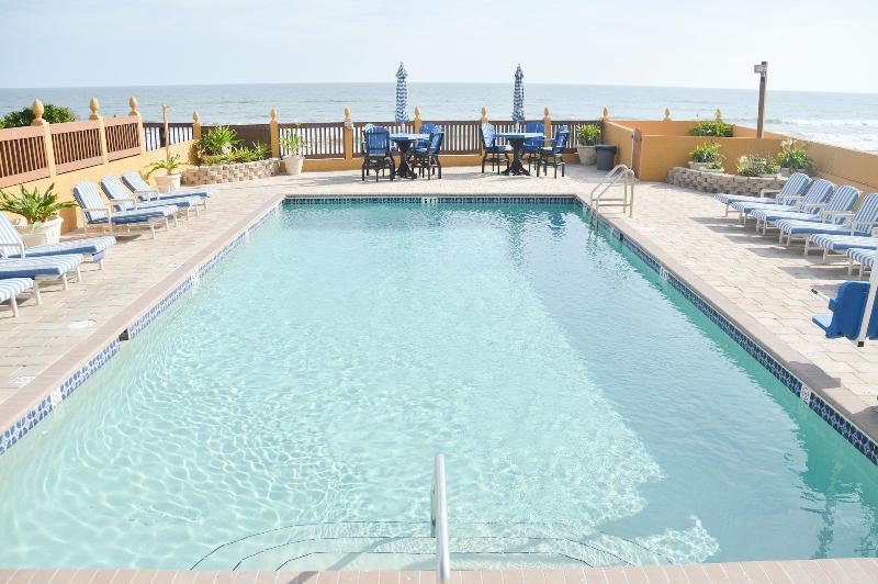 فندق La Bella Oceanfront Inn