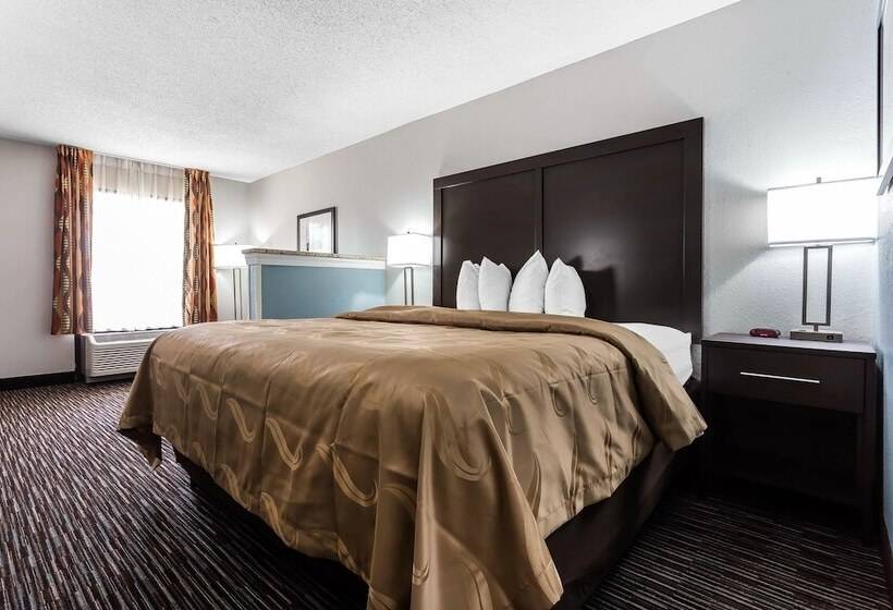 فندق Quality Inn & Suites Mooresvillelake Norman
