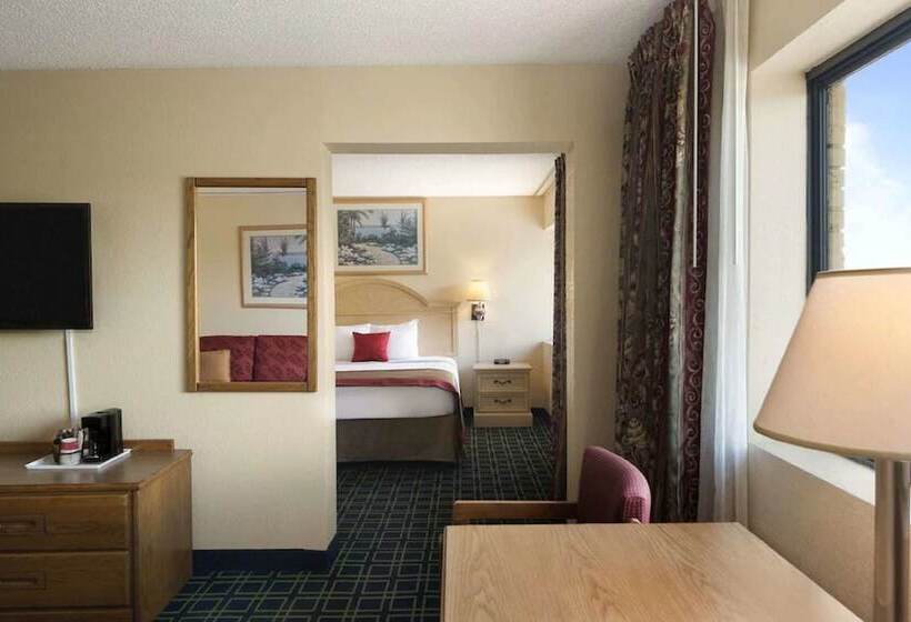 Space Coast Hotel  Titusville/kennedy Space Center