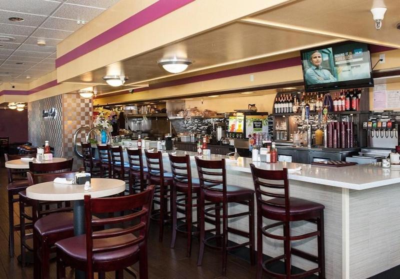 Otel Red Roof Inn Plus+ San Francisco Airport