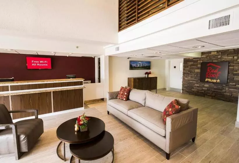 ホテル Red Roof Inn Plus+ Houston Energy Corridor