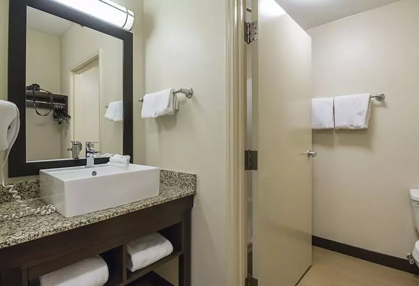 هتل Red Roof Inn Plus + Phoenix West