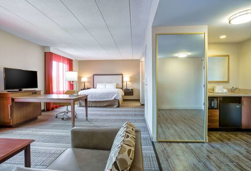 استراحتگاه Hampton Inn Bostonnorwood