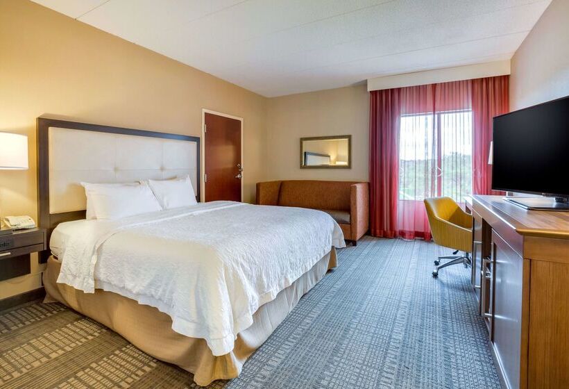 استراحتگاه Hampton Inn Bostonnorwood
