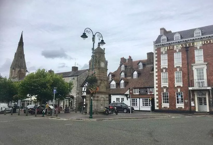 Bryn Eithin Cottage Far From The Madding Crowd