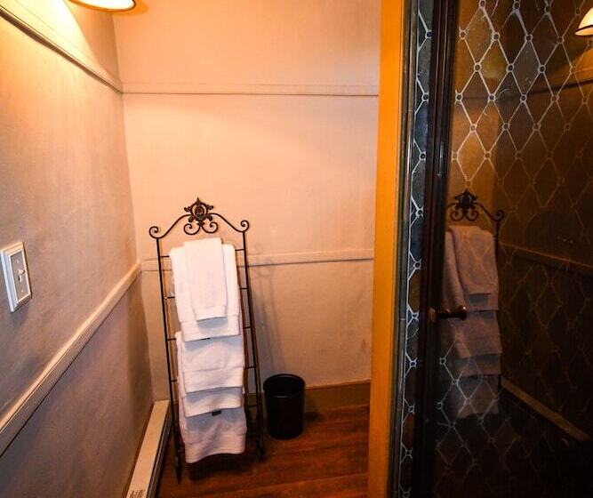 Heavitree Of Griswold B&b