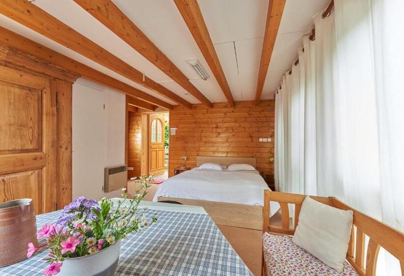 فندق Alsace Village