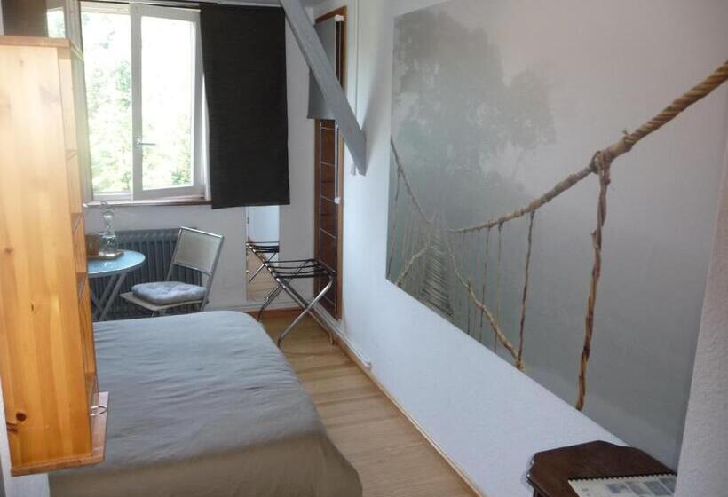 فندق Alsace Village