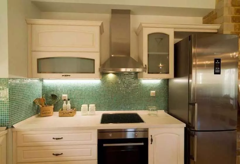 Nikolas Villas Kamilari