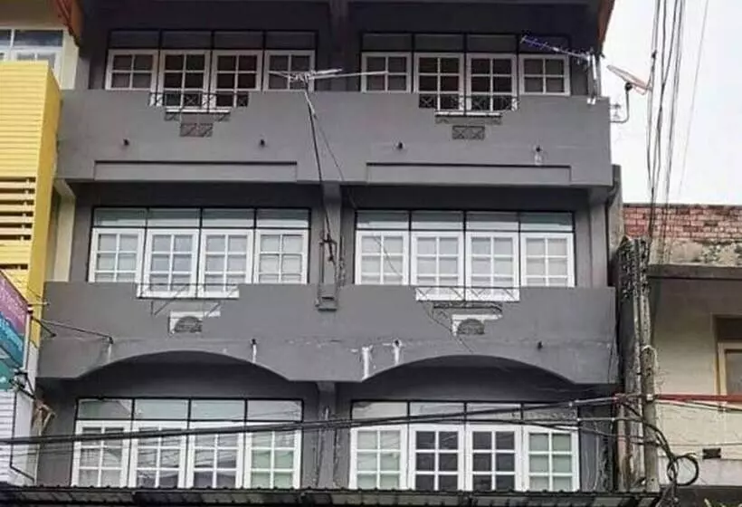 پانسیون Go Inn Phuket Old Town