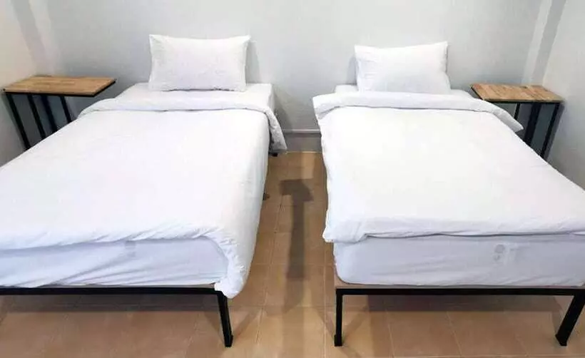 پانسیون Go Inn Phuket Old Town