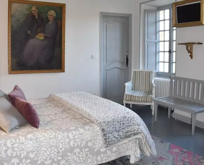 Pensão Le Petit Chateau De Sainte Colombe