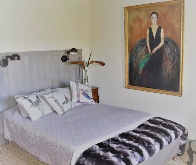 Pensão Le Petit Chateau De Sainte Colombe