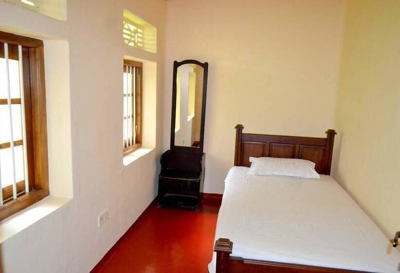 פנסיון Mount Cottage