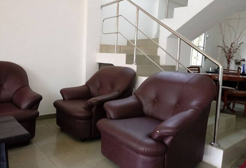 פנסיון Mount Cottage