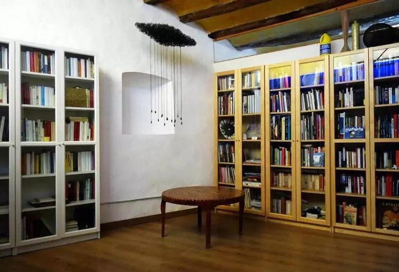 Majatalo Rural Hd Riudebitlles Art I Allotjament