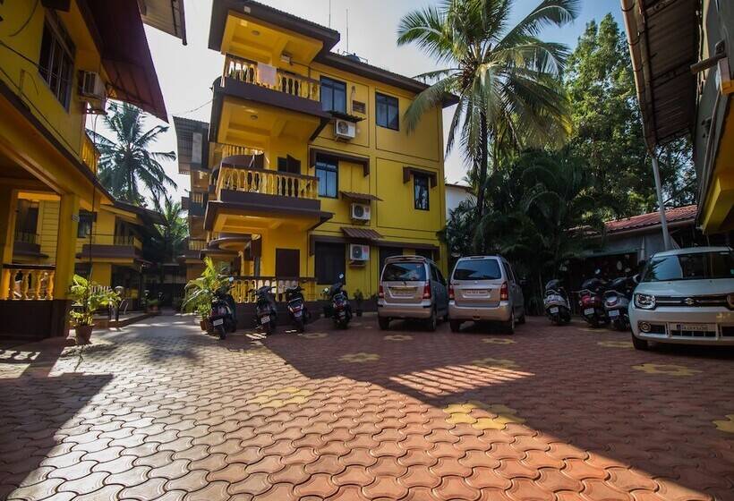 Aurita Holiday Homes By Oyo Rooms