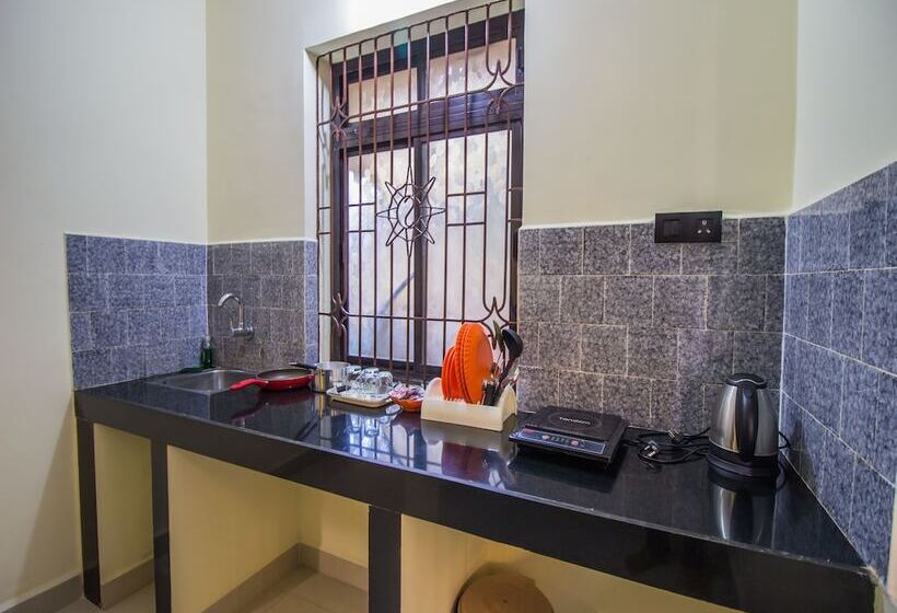 Aurita Holiday Homes By Oyo Rooms