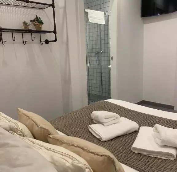 Az The Botanic Hostel