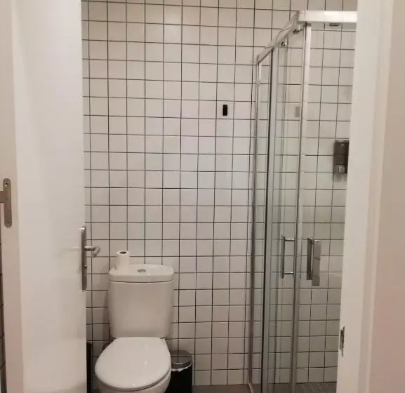 Az The Botanic Hostel