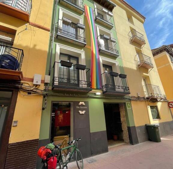 Az The Botanic Hostel