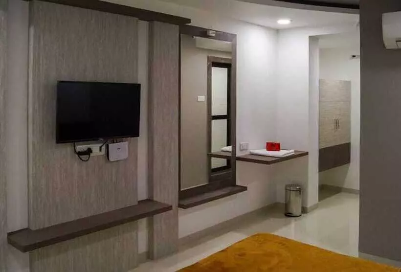 Hotel Grand Paradise