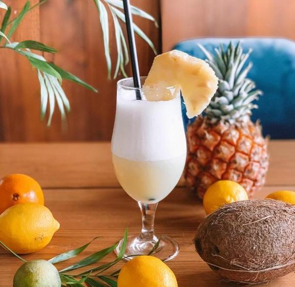 هتل La Casa Nova Hostel