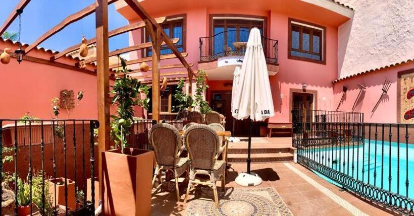 La Casona Canaria Boutique Home B & B