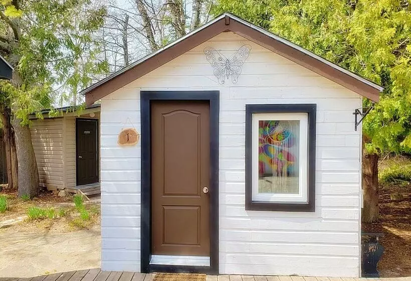 Majatalo Buddha Bing Cottage And Cabins