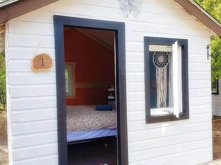 Majatalo Buddha Bing Cottage And Cabins