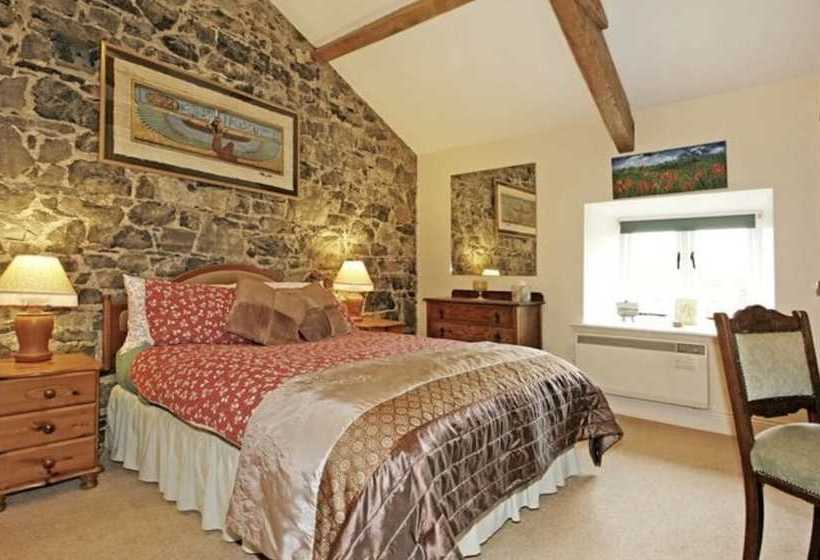 Pensjonat Castlefergus Lodge