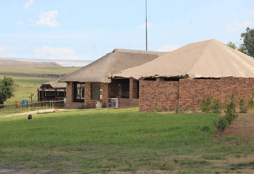 Пансион Lily Villa Country Lodge