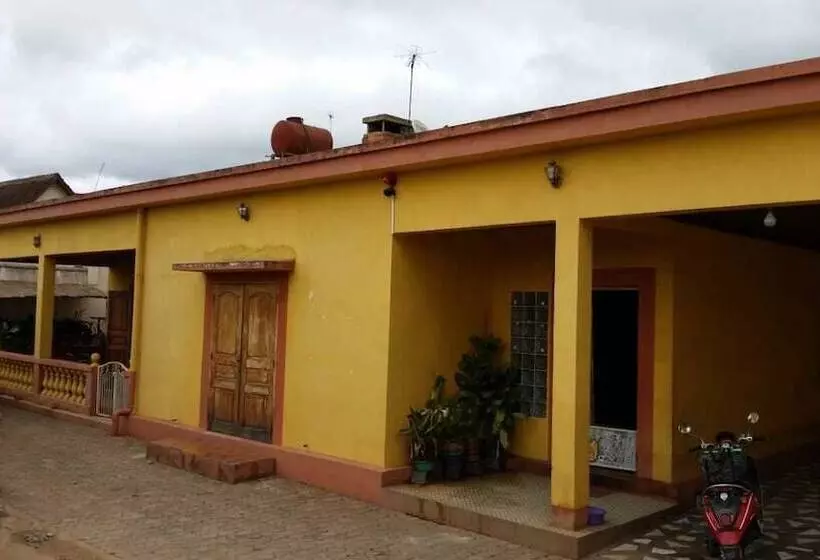 پانسیون Villa Ravo