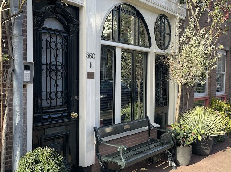 پانسیون Villa360