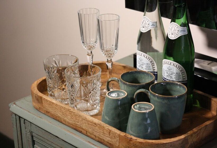 پانسیون Villa360