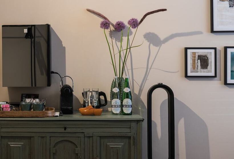 پانسیون Villa360