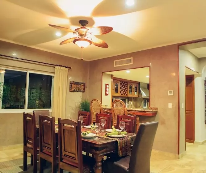 Villa Marinera 5br By Rmh