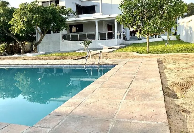 Villa Tsakalo