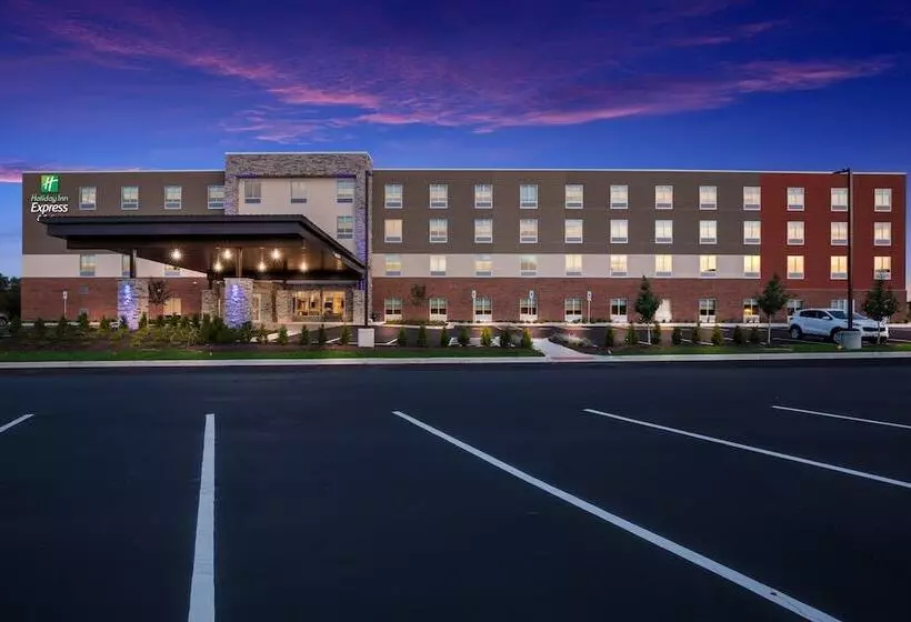 Hotelli Holiday Inn Express & Suites Chicago   Hoffman Estates, An Ihg