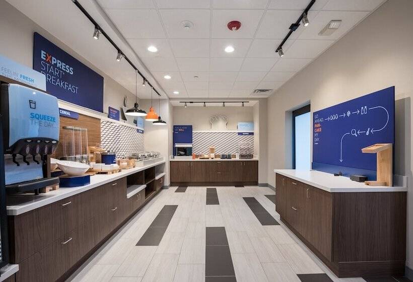 酒店 Holiday Inn Express & Suites Chicago Hoffman Estates, An Ihg